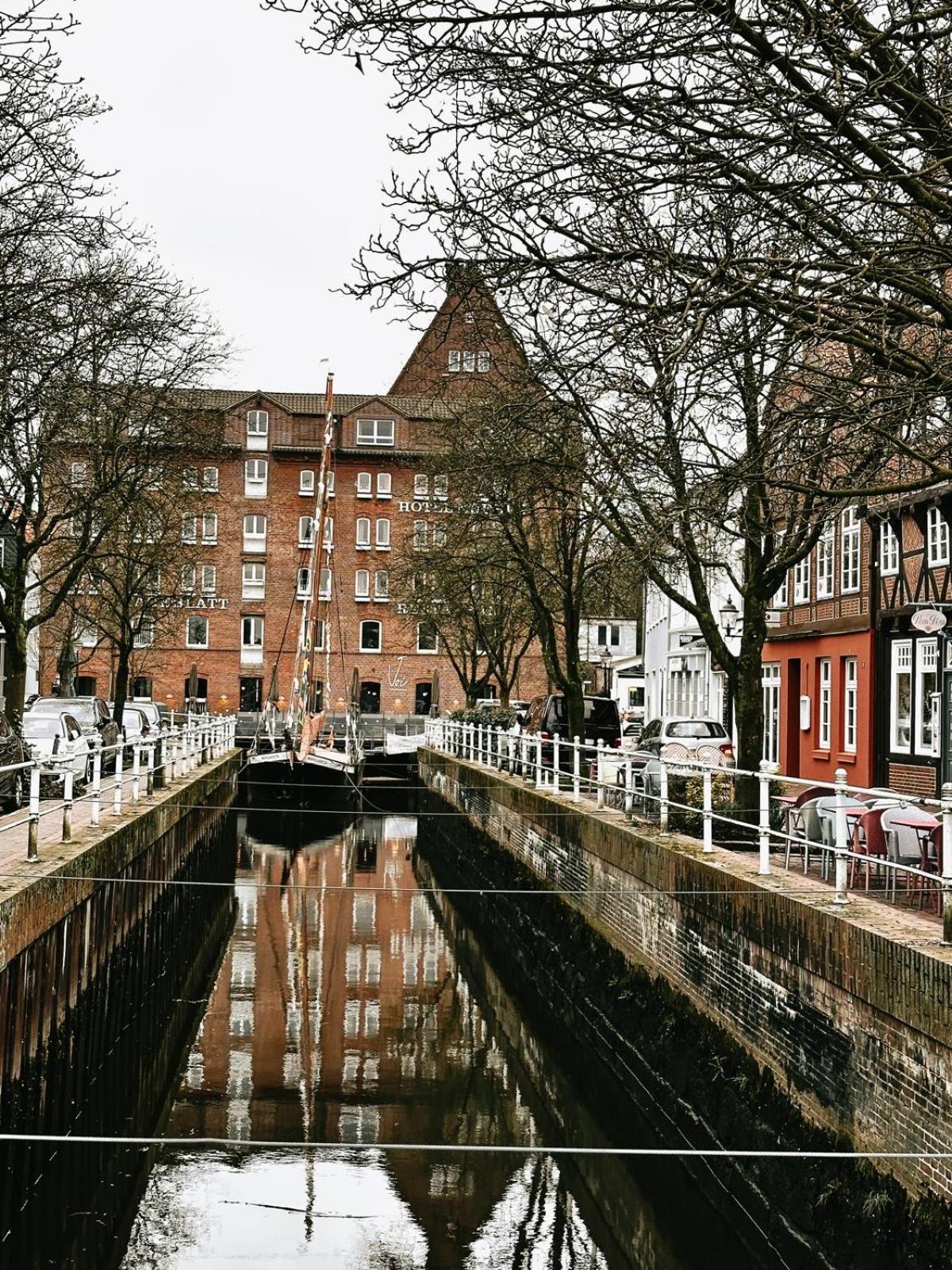 Hotel Zur Mühle Buxtehude Exterior foto