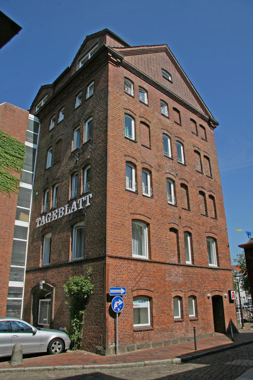 Hotel Zur Mühle Buxtehude Exterior foto