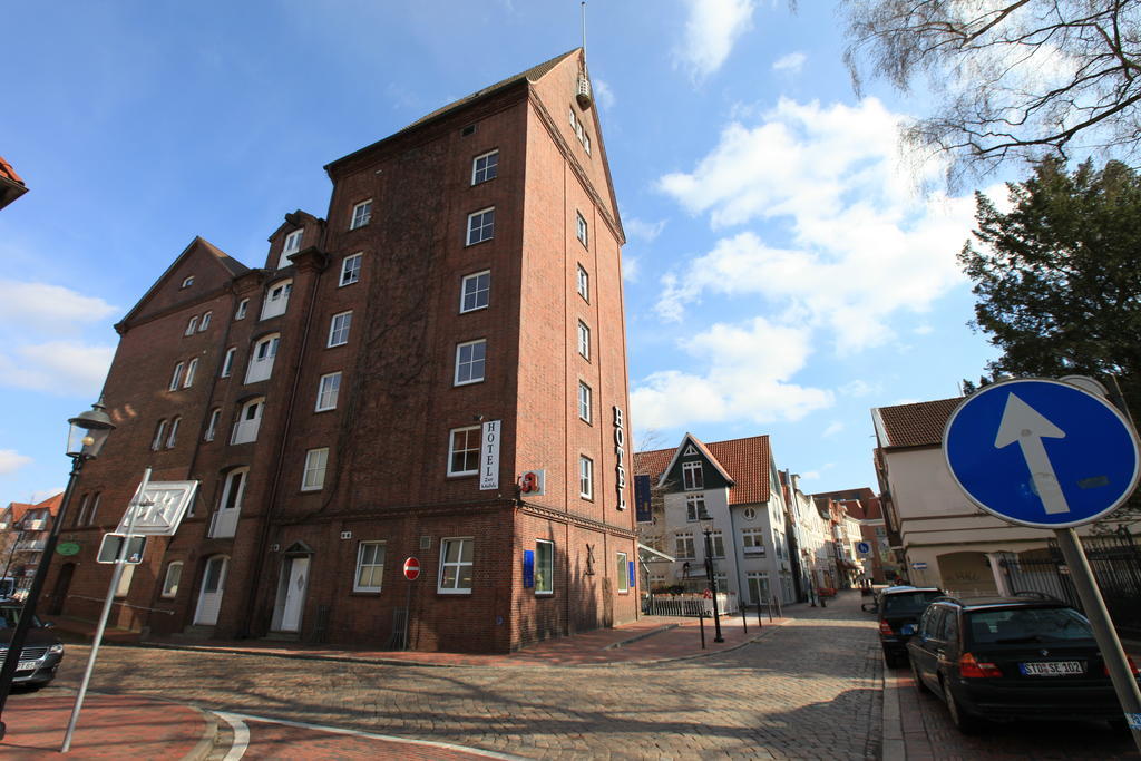 Hotel Zur Mühle Buxtehude Exterior foto